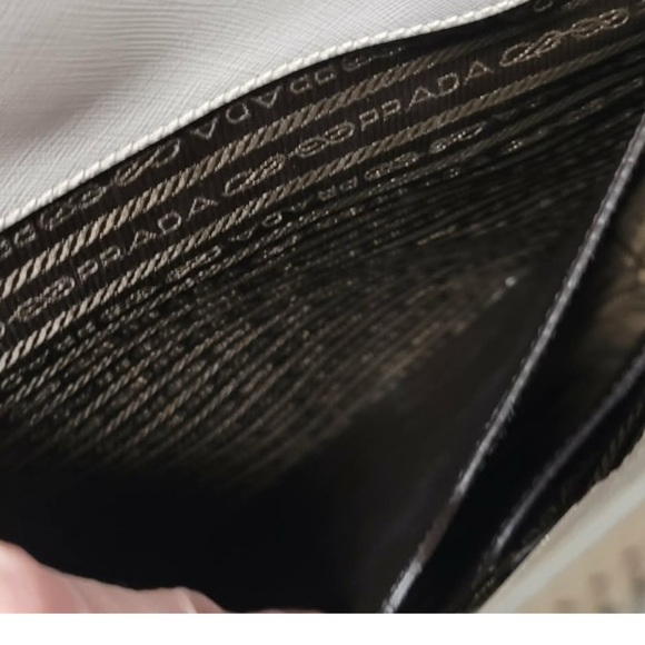👜🍄🟫 PRADA Saffiano Leather Laptop Tote – Bone / Mushroom 🍄🟫👜 - Picture 11 of 15